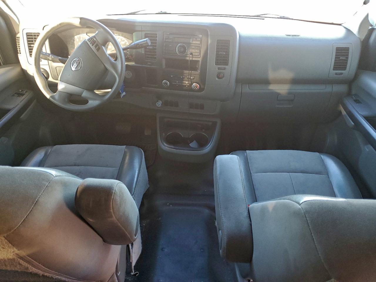 2017 NISSAN NV3500