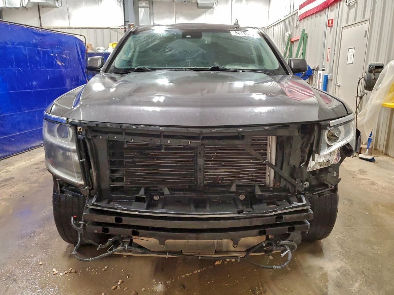 2017 CHEVROLET Suburban