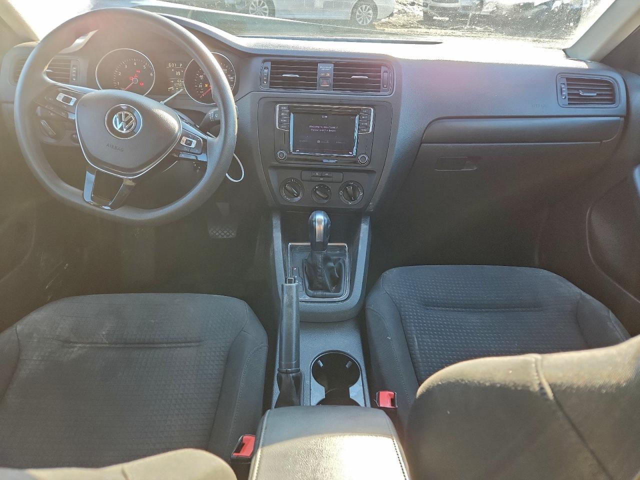 2016 VOLKSWAGEN JETTA