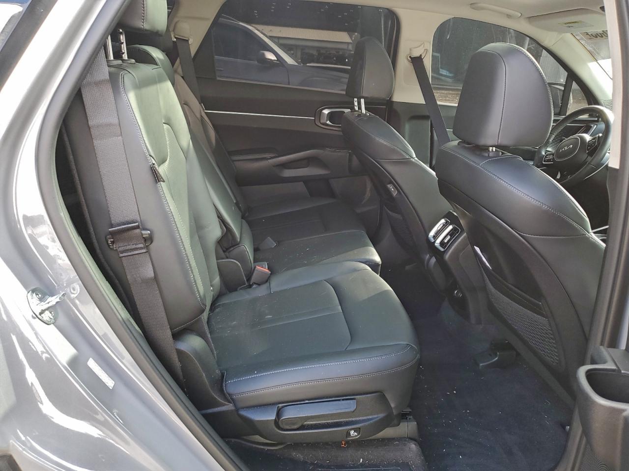 2025 KIA SORENTO