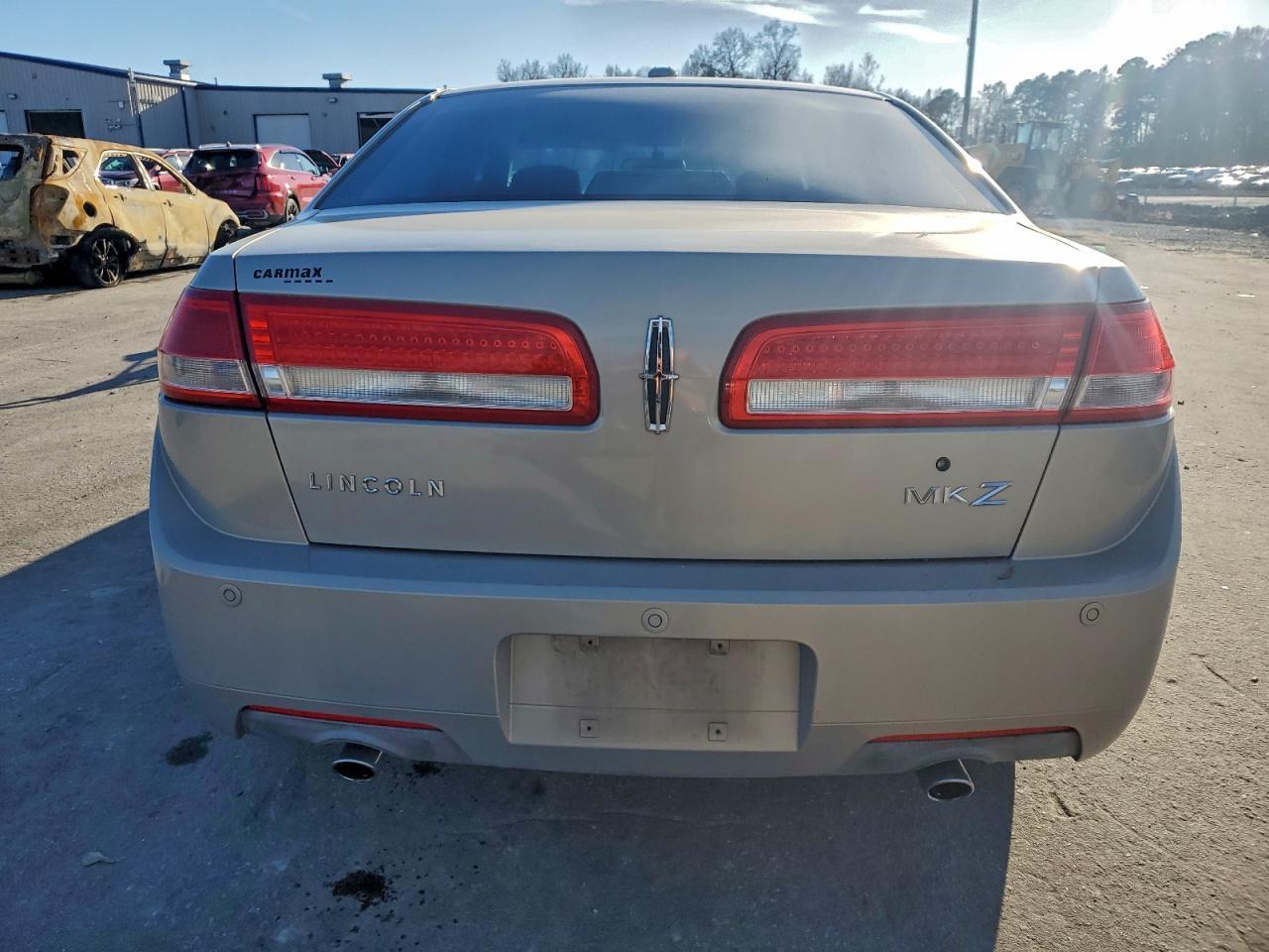 2010 LINCOLN MKZ