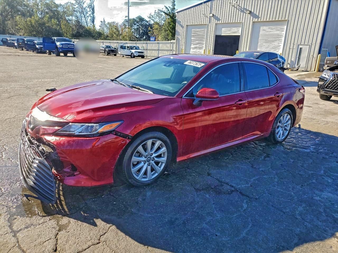 2018 TOYOTA CAMRY