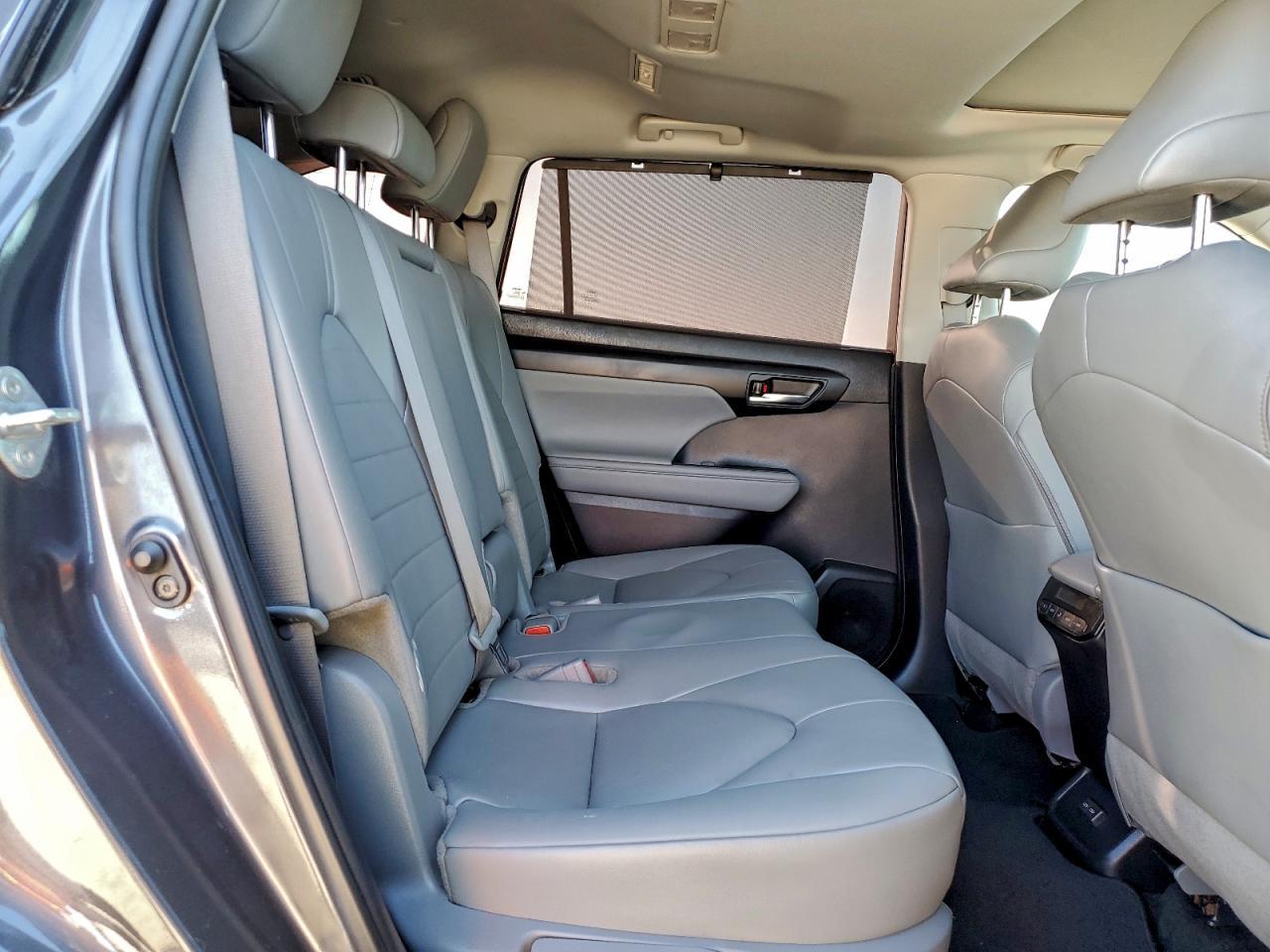 2024 TOYOTA HIGHLANDER