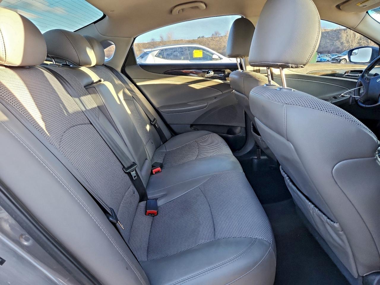 2014 HYUNDAI SONATA