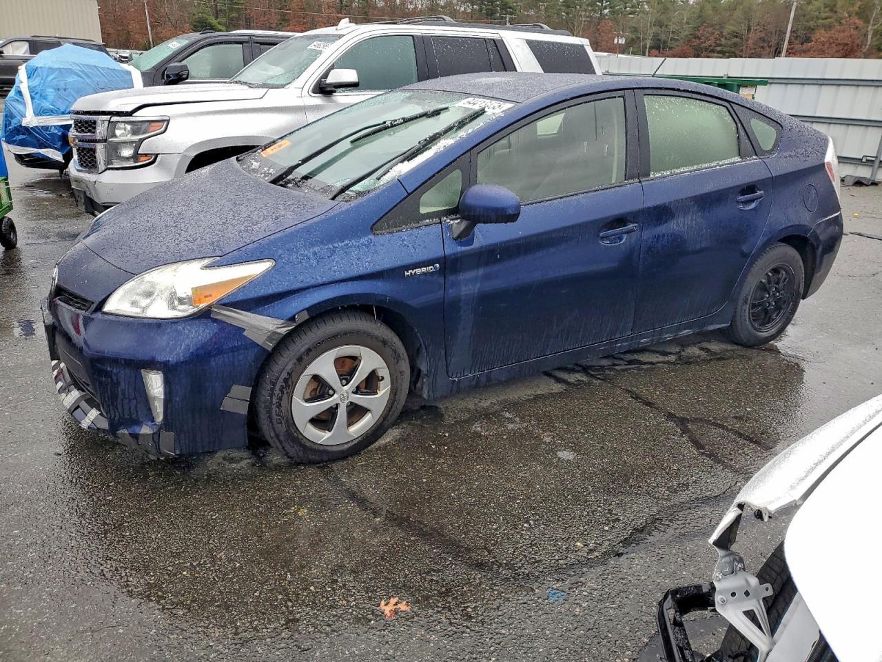 2015 TOYOTA PRIUS
