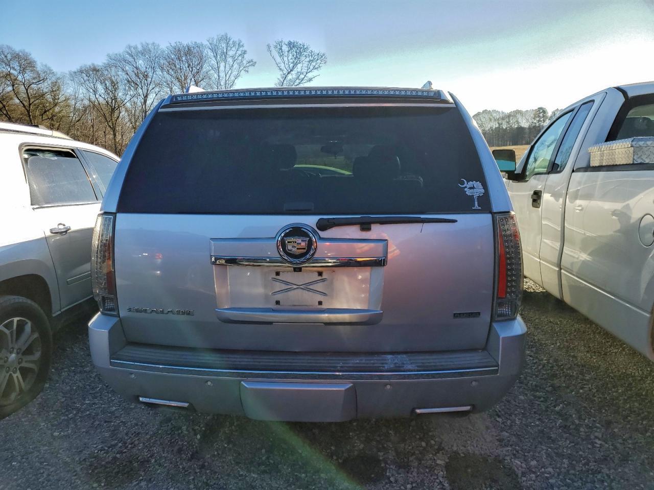 2012 CADILLAC Escalade ESV