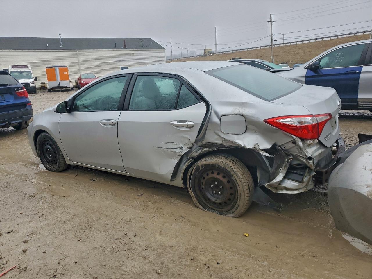 2015 TOYOTA COROLLA