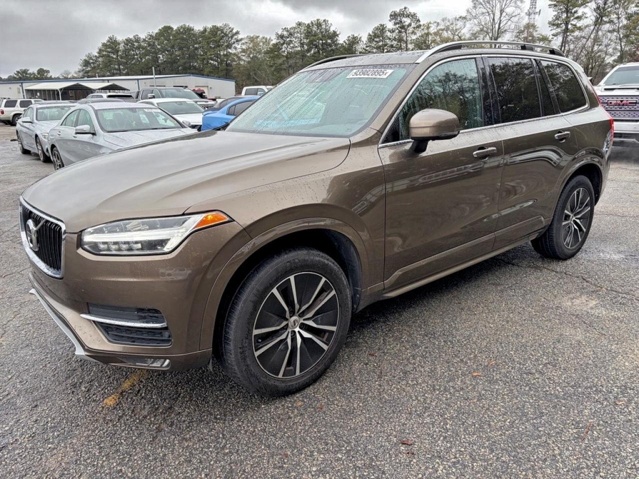 2017 VOLVO XC90