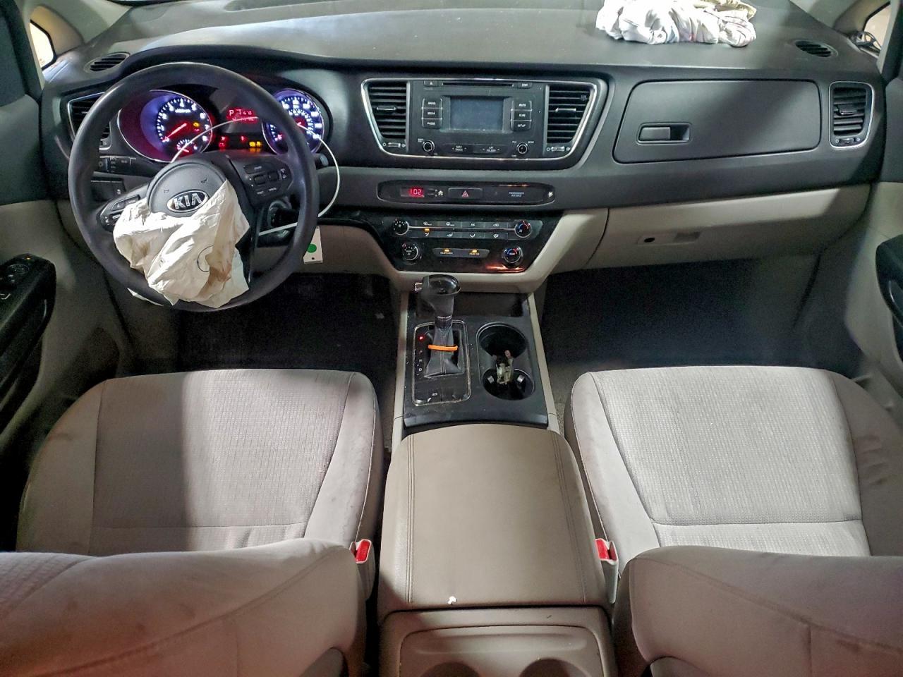 2016 KIA SEDONA