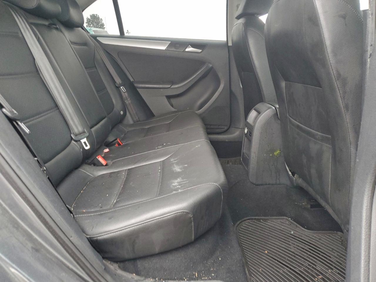 2013 VOLKSWAGEN JETTA