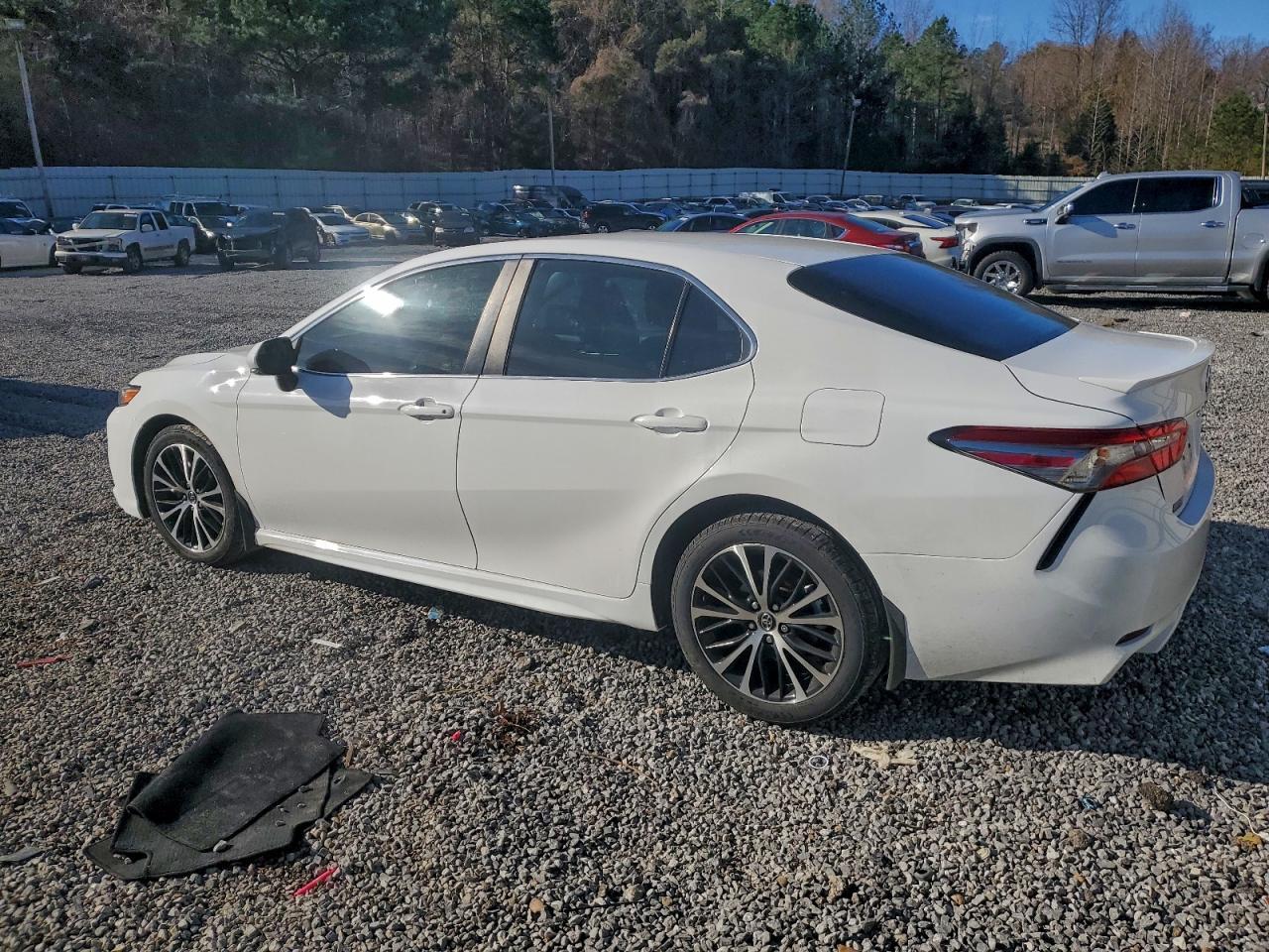 2018 TOYOTA CAMRY