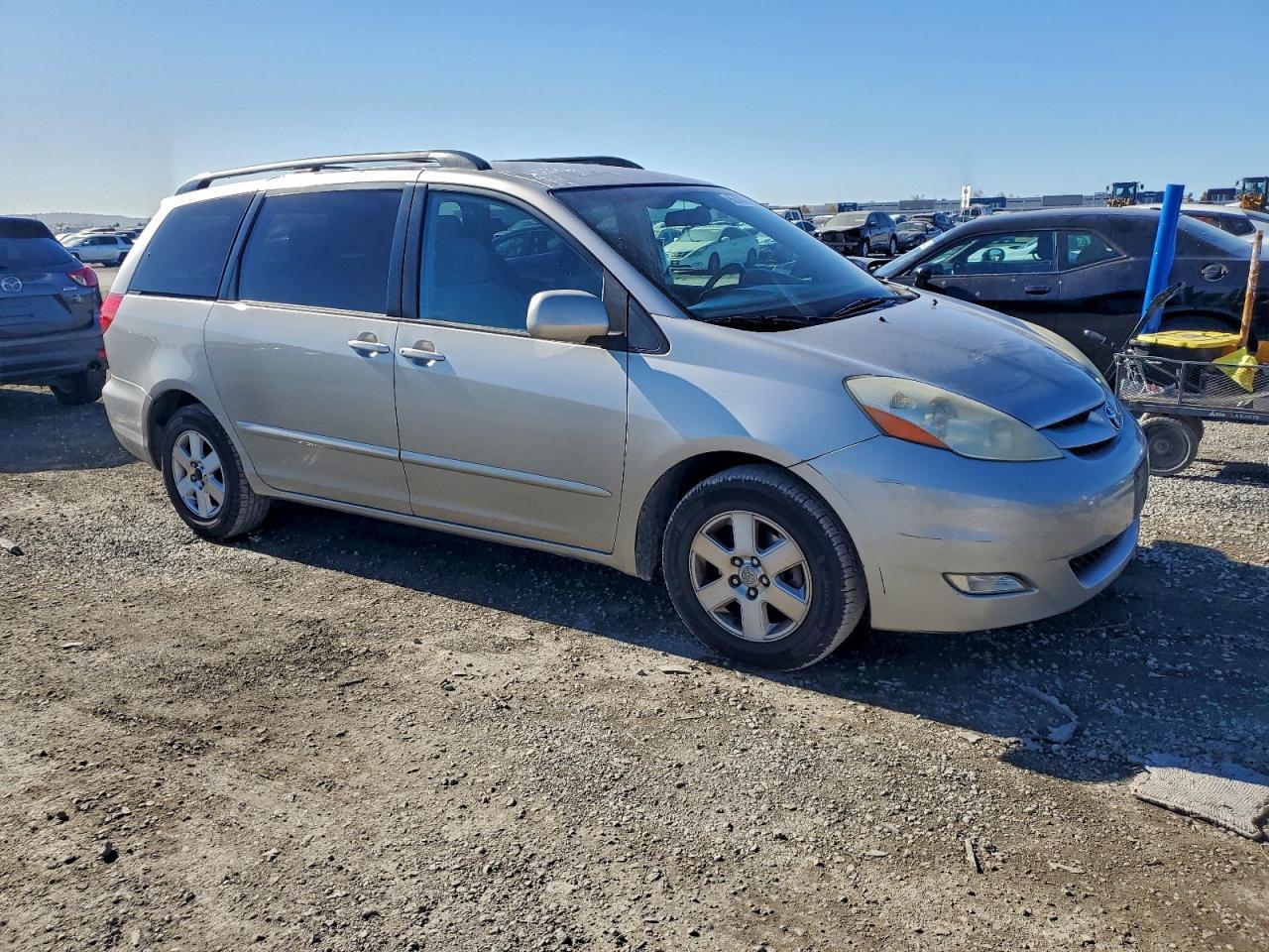 2006 TOYOTA SIENNA