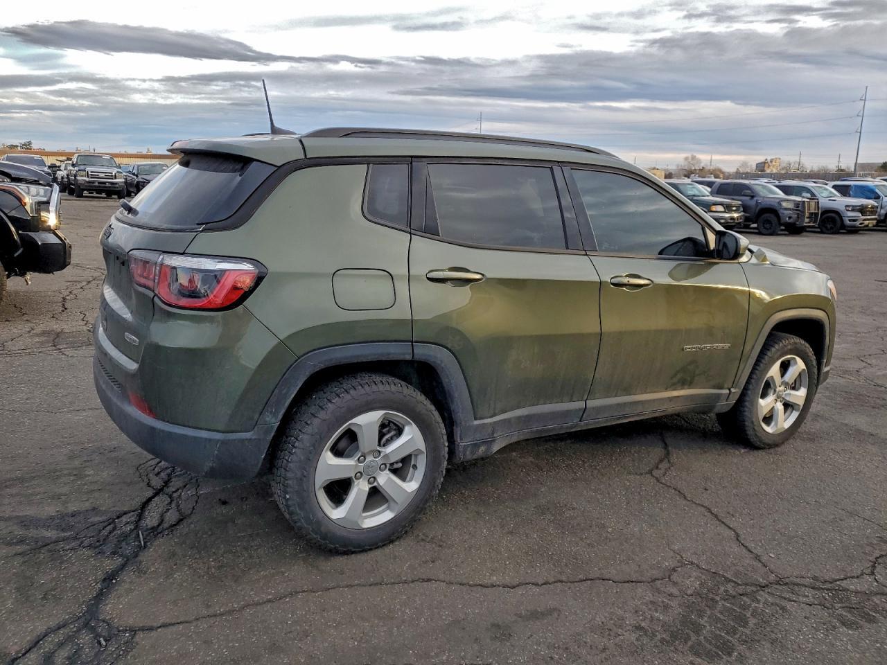 2020 JEEP Compass