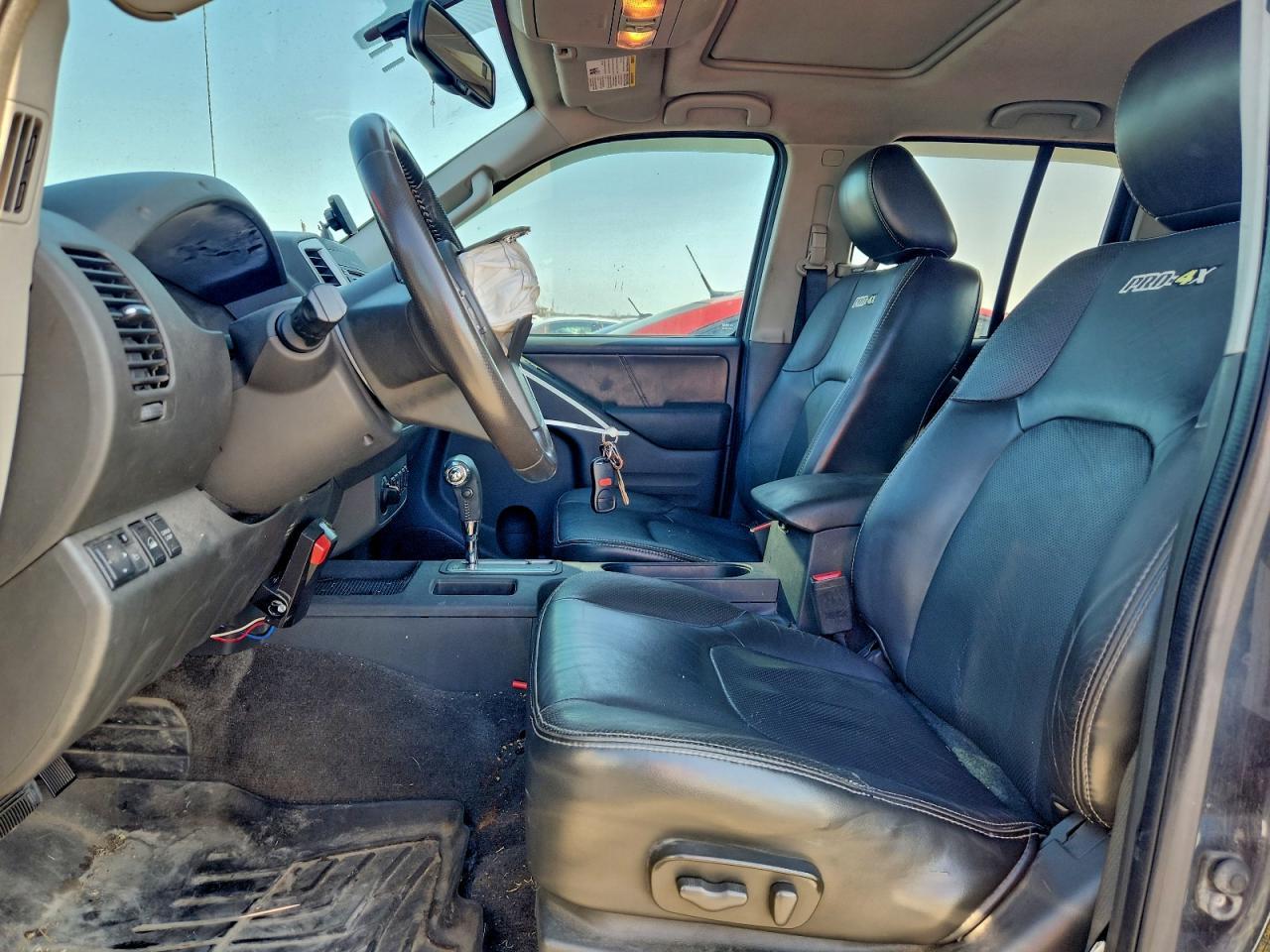 2016 NISSAN Frontier