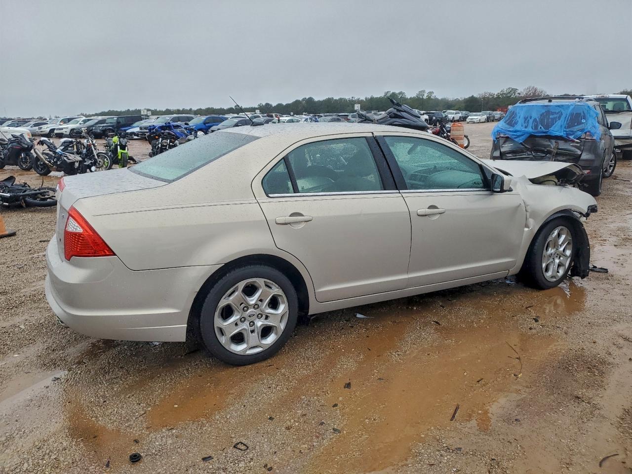 2010 FORD FUSION