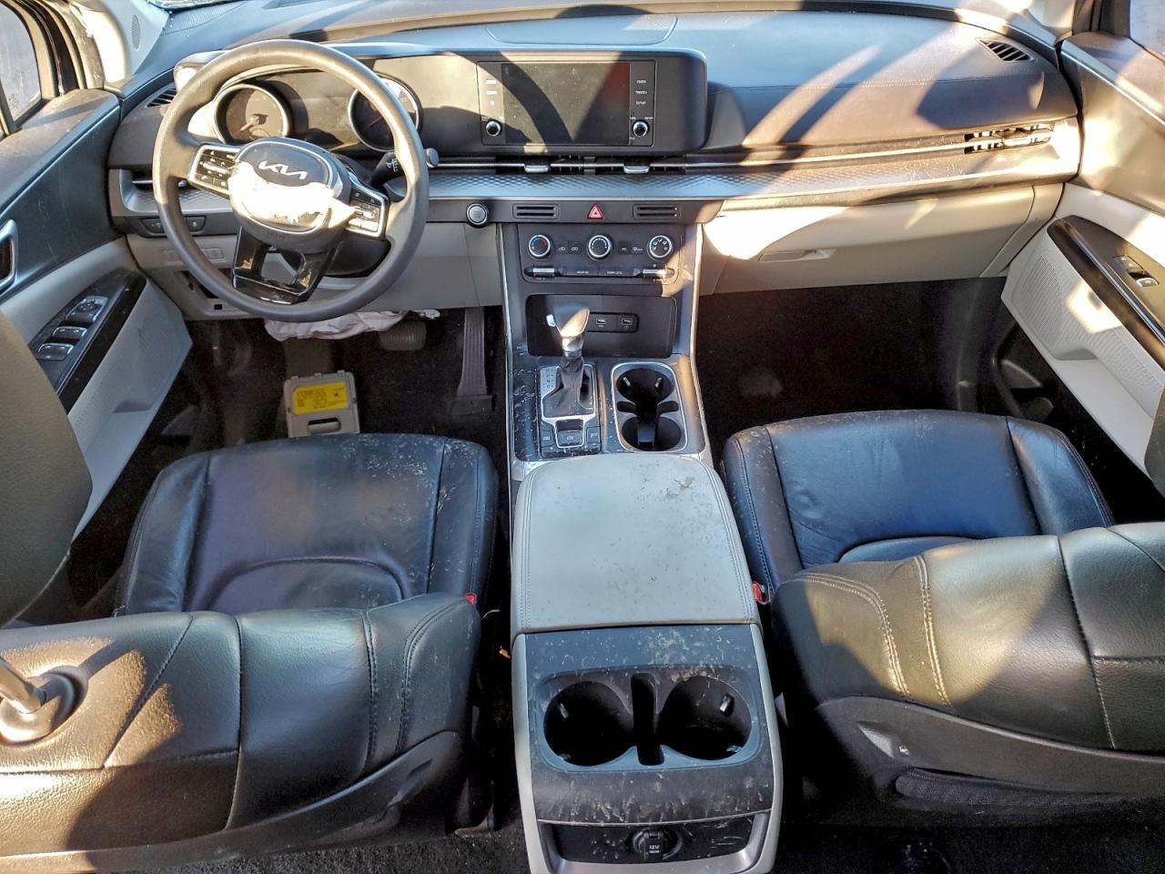 2022 KIA Carnival
