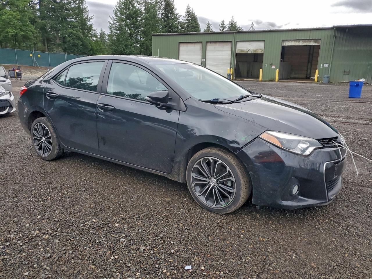 2016 TOYOTA COROLLA