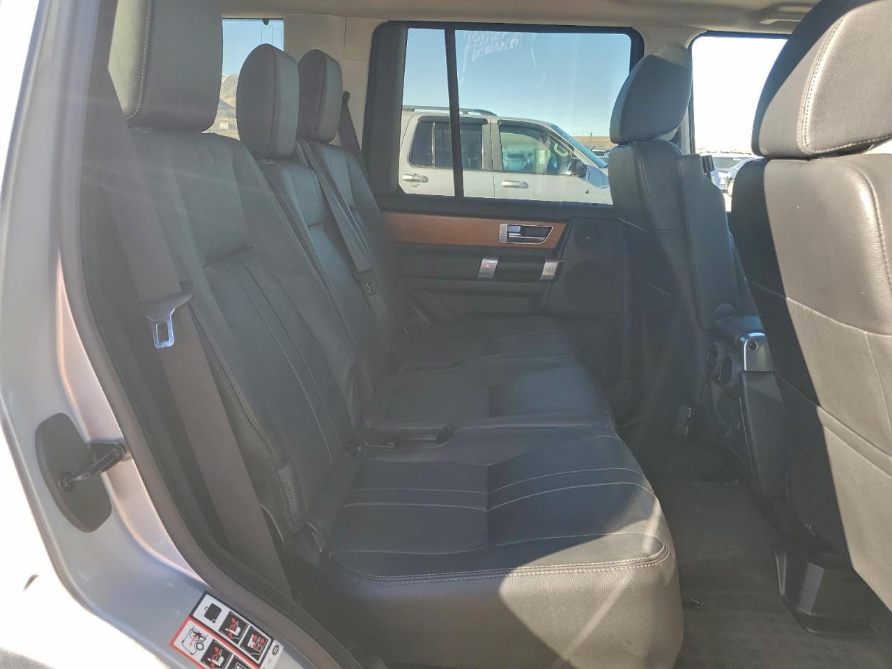 2016 LAND ROVER LR4