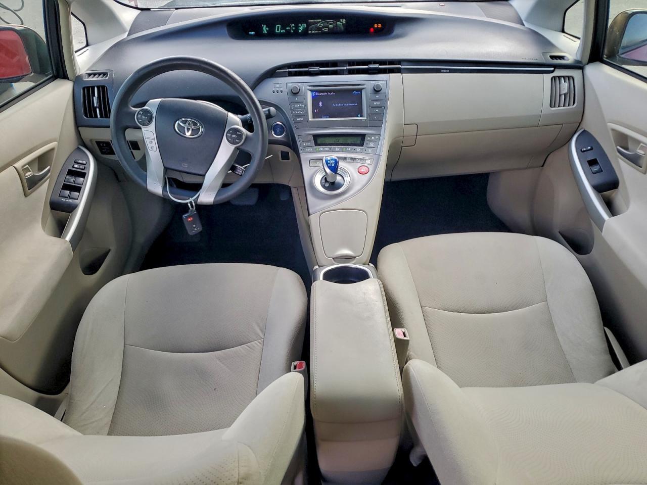 2014 TOYOTA PRIUS