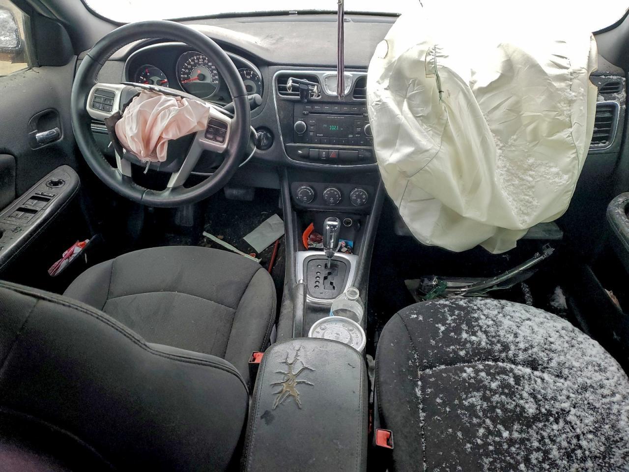 2014 CHRYSLER 200