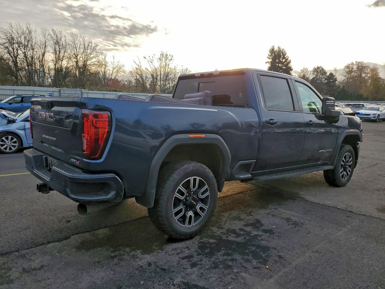 2023 GMC Sierra