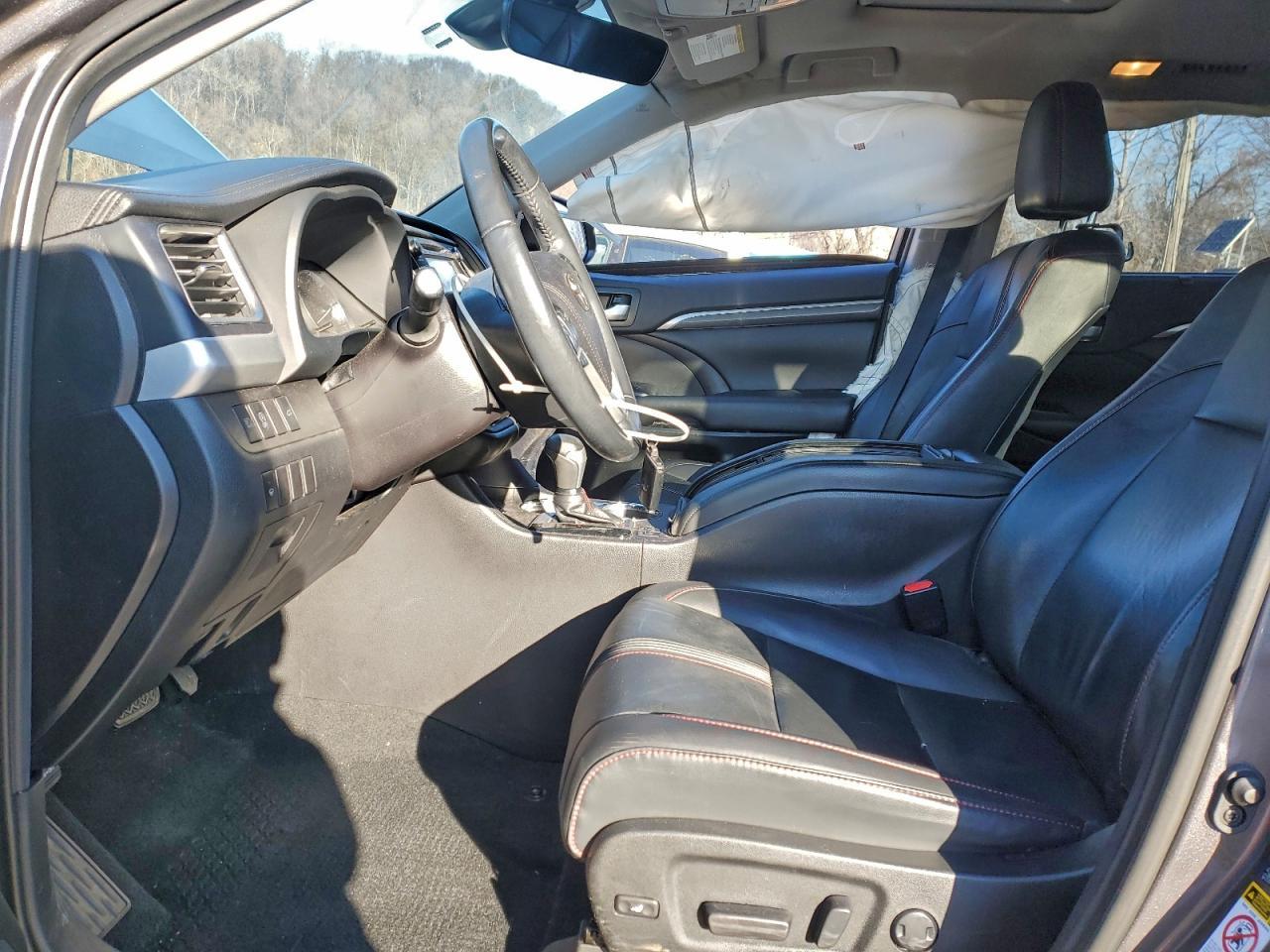 2019 TOYOTA HIGHLANDER