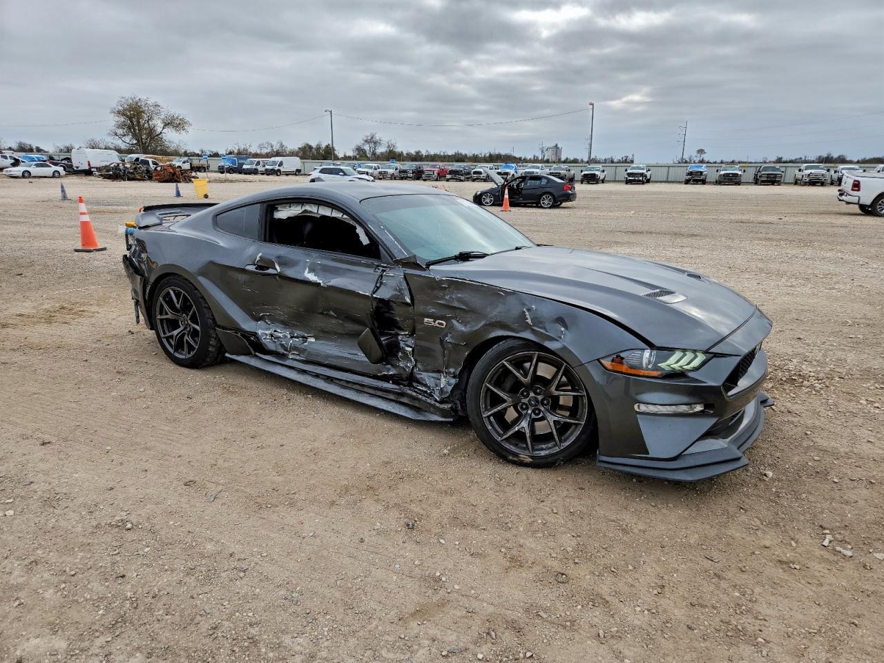 2020 FORD MUSTANG