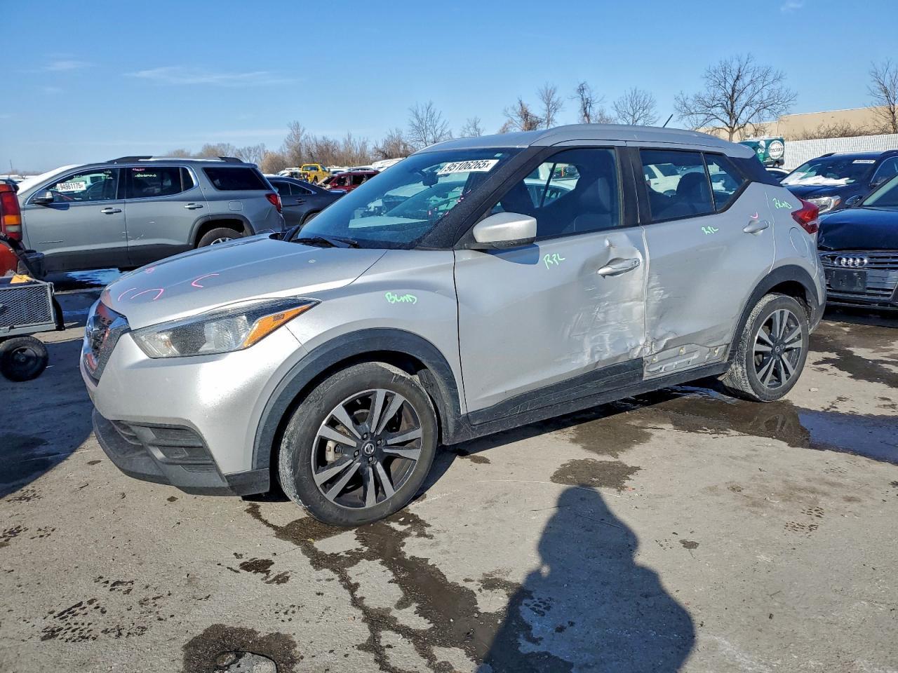 2019 NISSAN KICKS