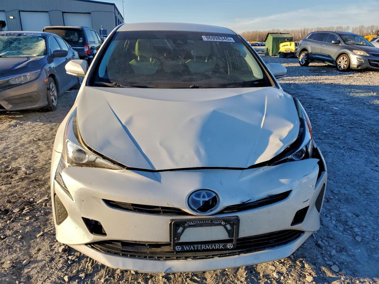 2017 TOYOTA PRIUS