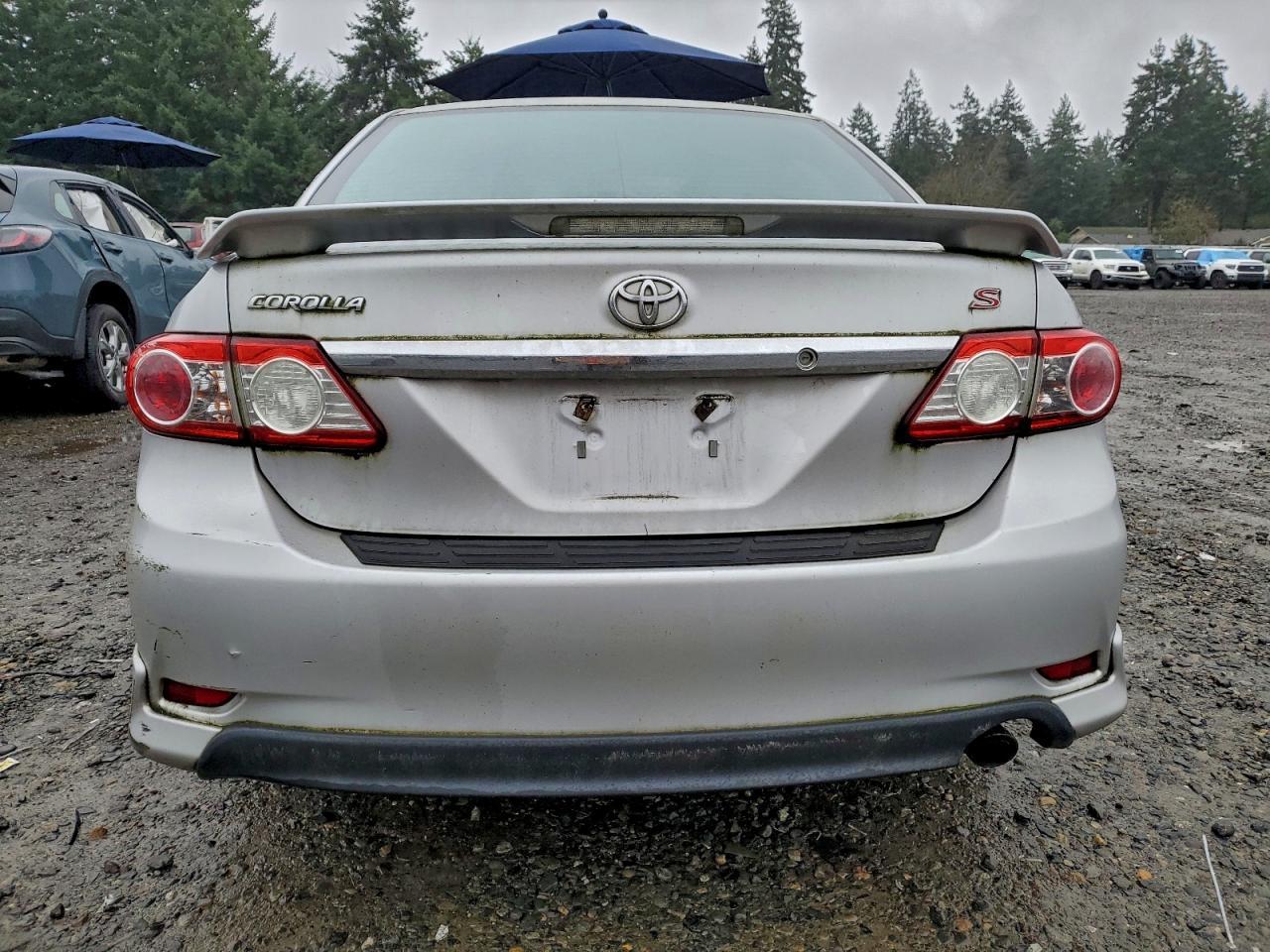 2011 TOYOTA COROLLA