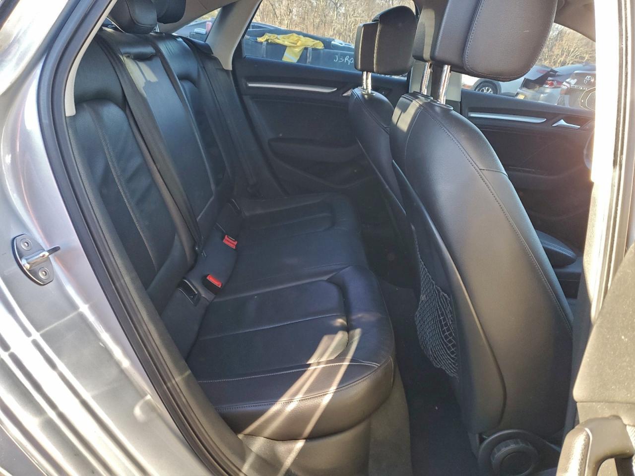 2015 AUDI A3