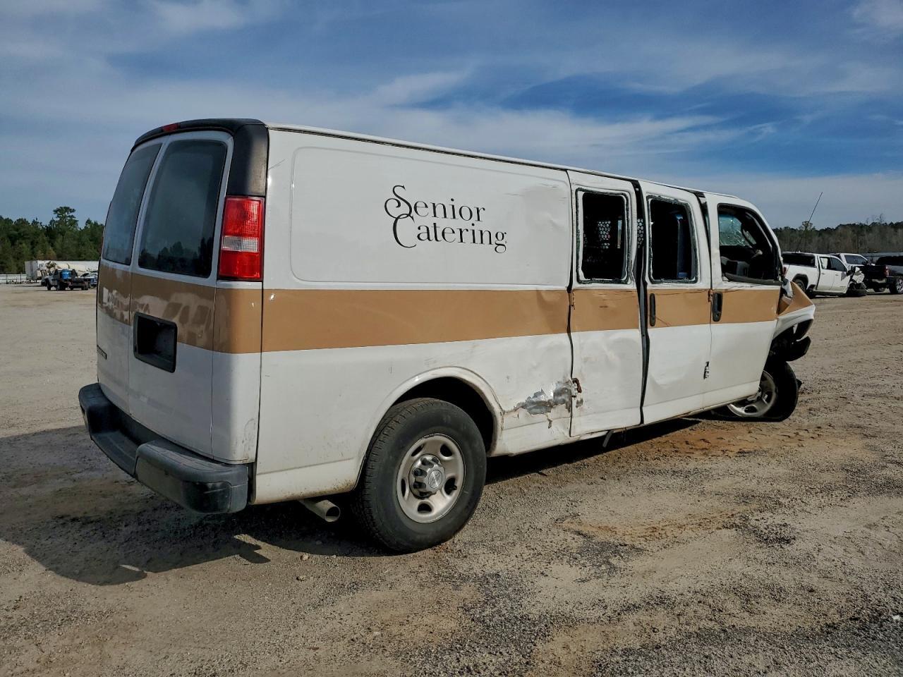 2017 CHEVROLET EXPRESS 2500