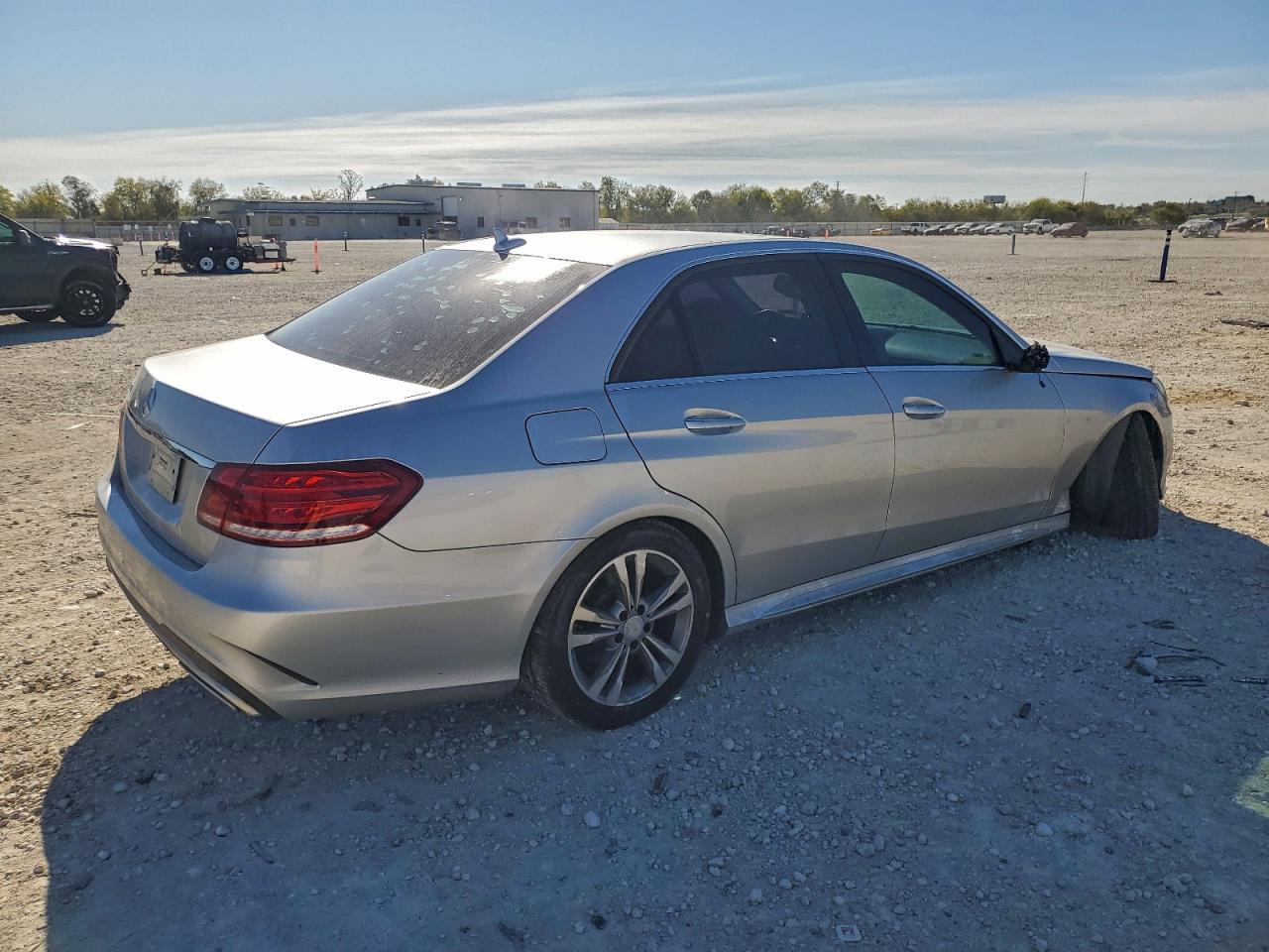 2016 MERCEDES-BENZ E-Class