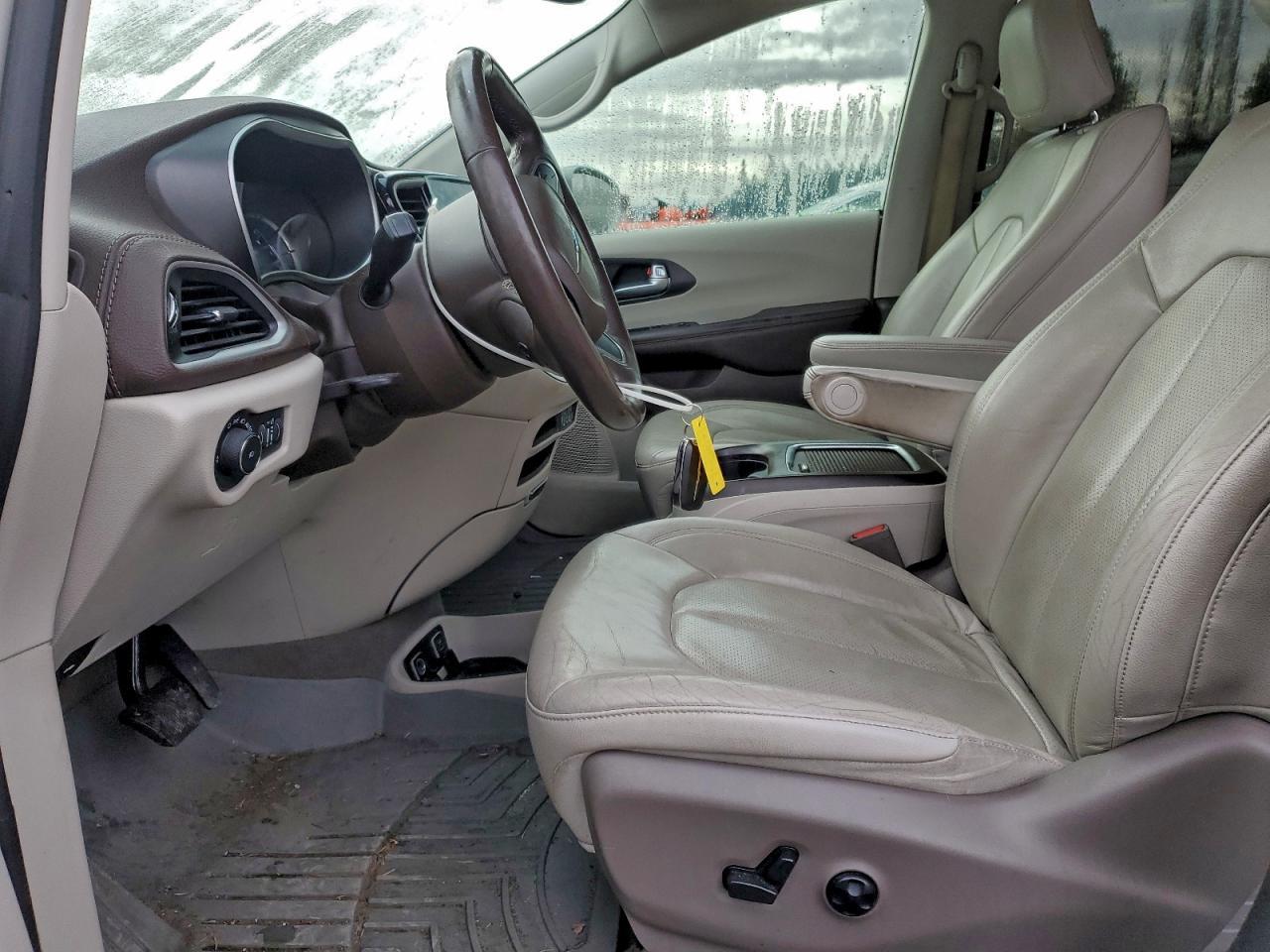2021 CHRYSLER Pacifica
