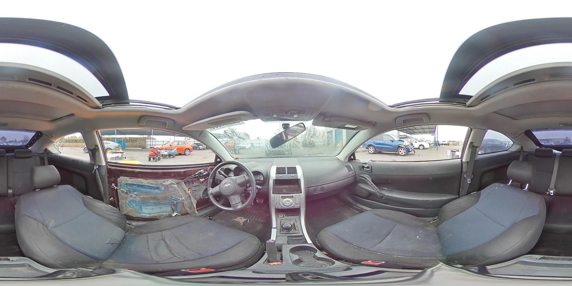 2005 TOYOTA SCION