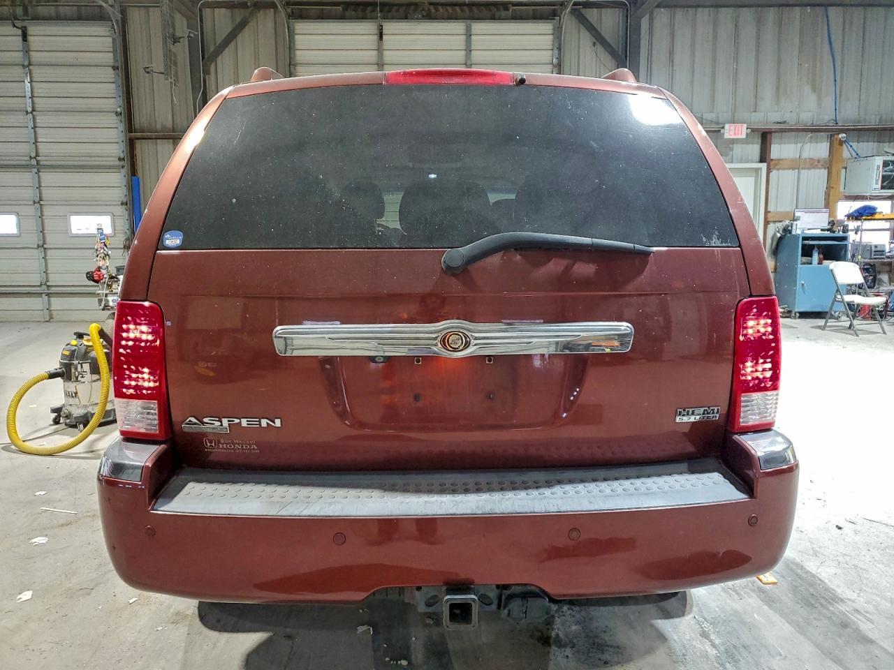 2008 CHRYSLER Aspen