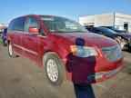 2014 CHRYSLER Town & Country