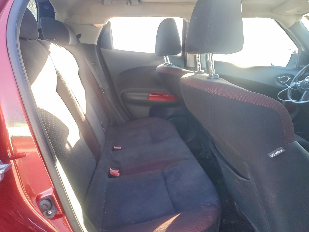 2015 NISSAN Juke