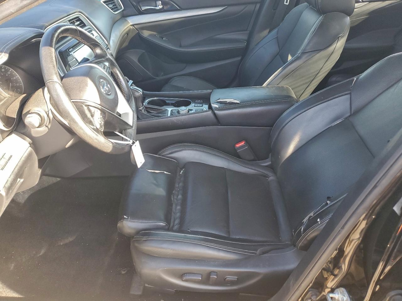 2017 NISSAN Maxima