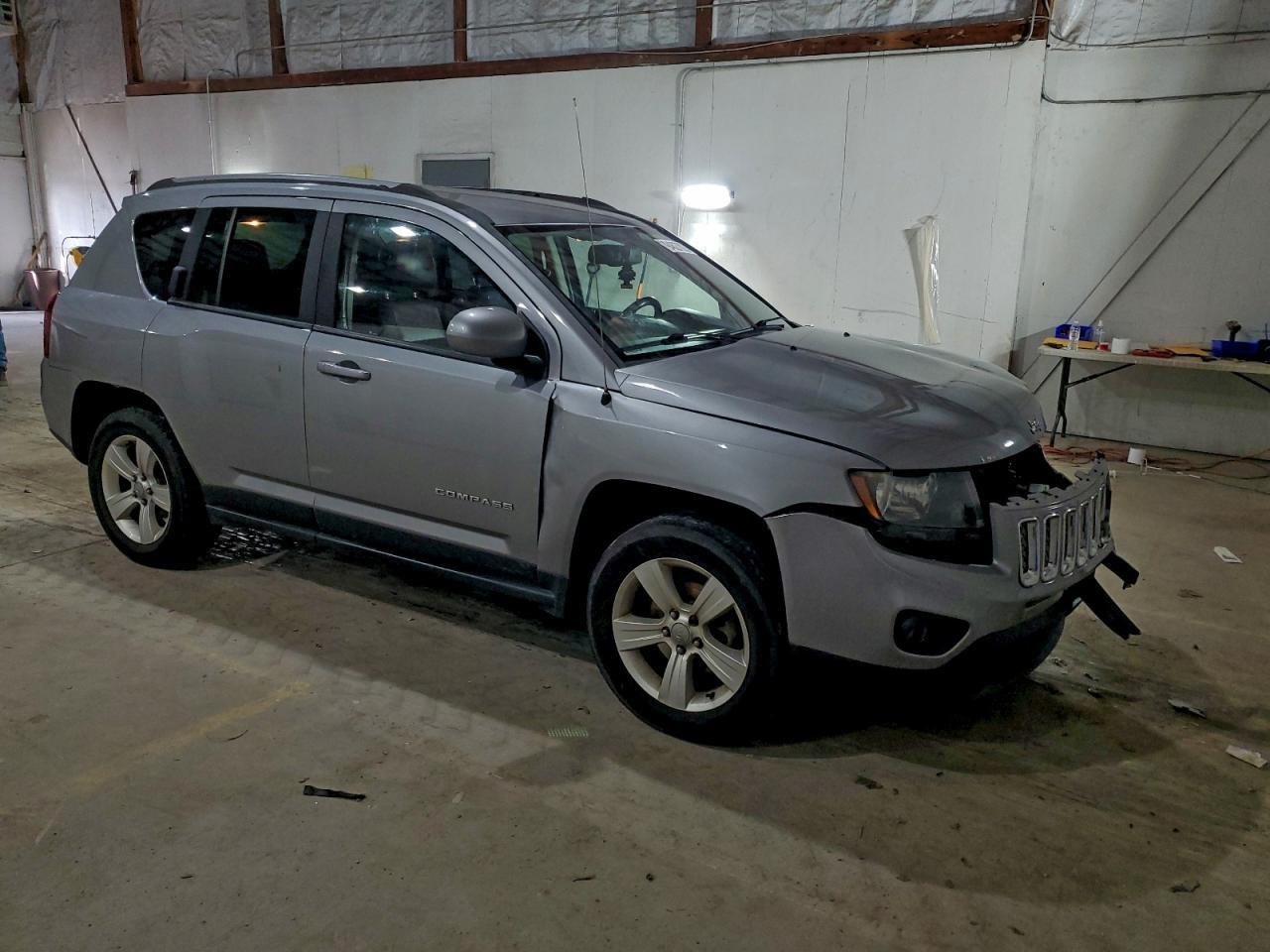 2015 JEEP Compass