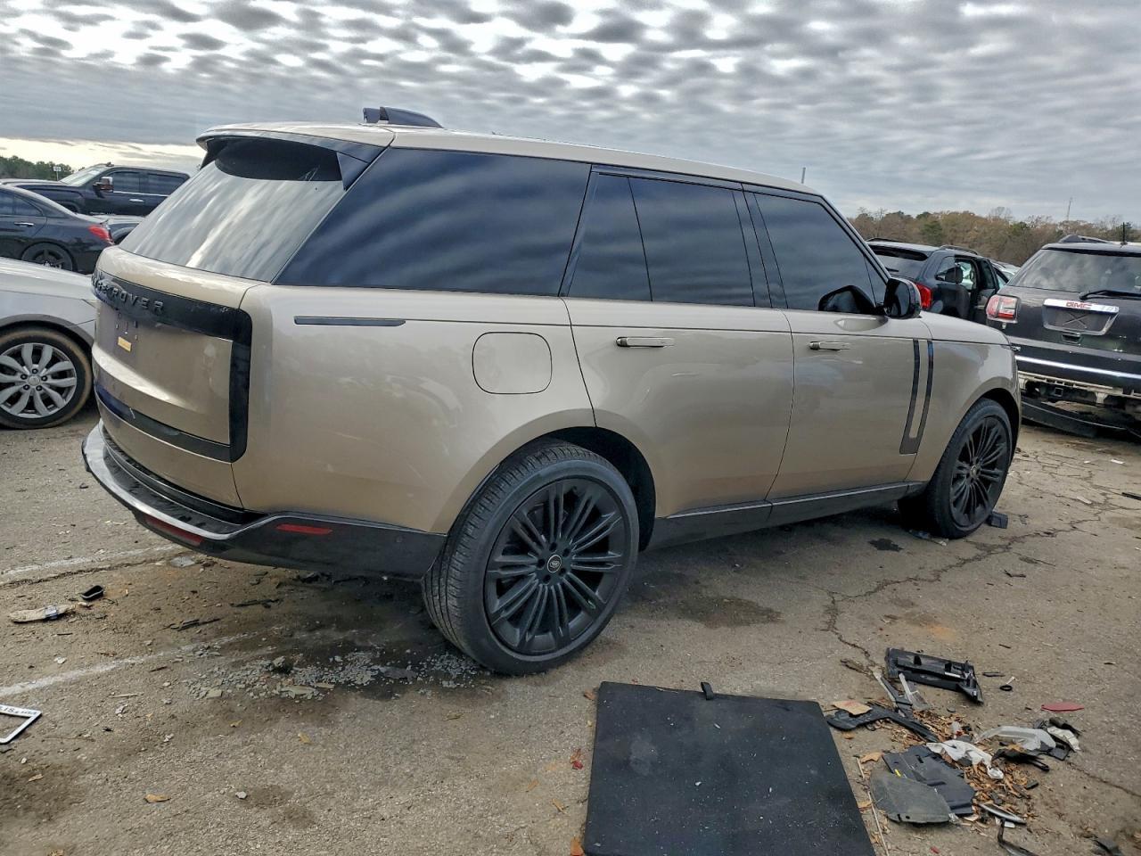 2025 LAND ROVER RANGE ROVER