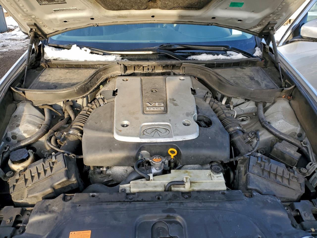 2013 INFINITI G37