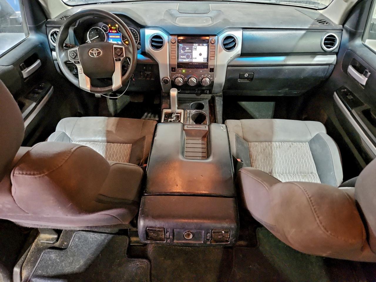 2016 TOYOTA TUNDRA