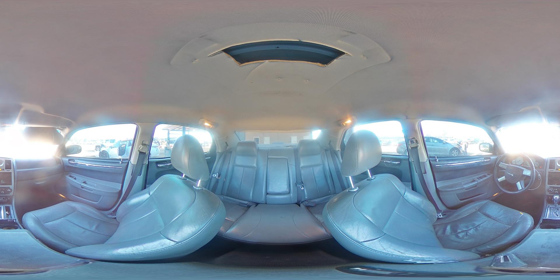 2005 CHRYSLER 300