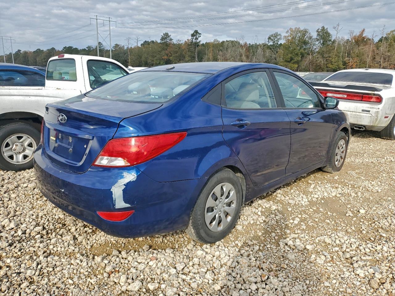 2017 HYUNDAI ACCENT