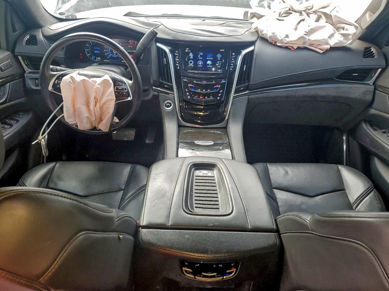 2018 CADILLAC ESCALADE