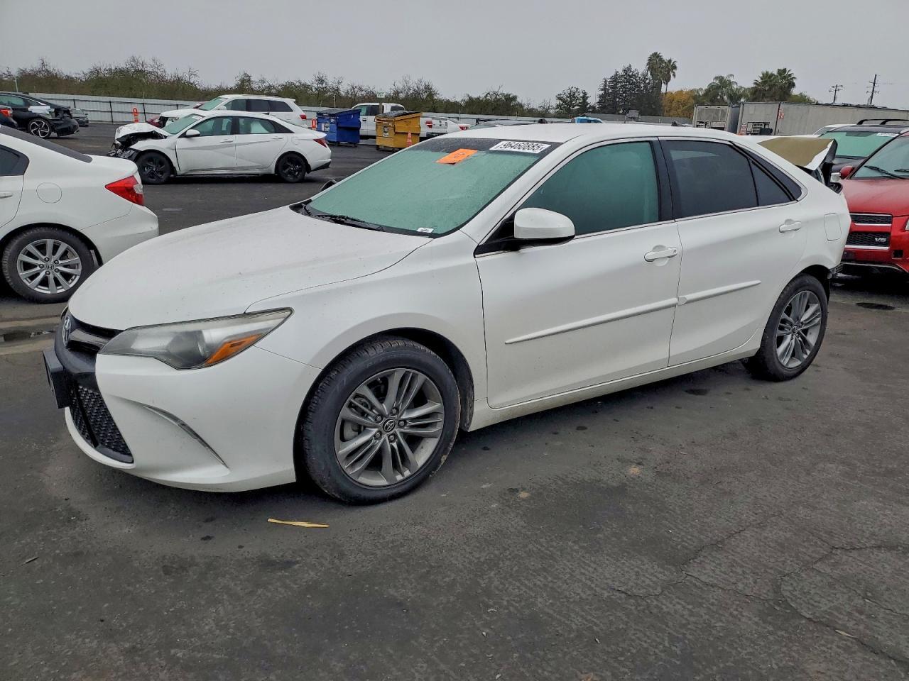2015 TOYOTA CAMRY