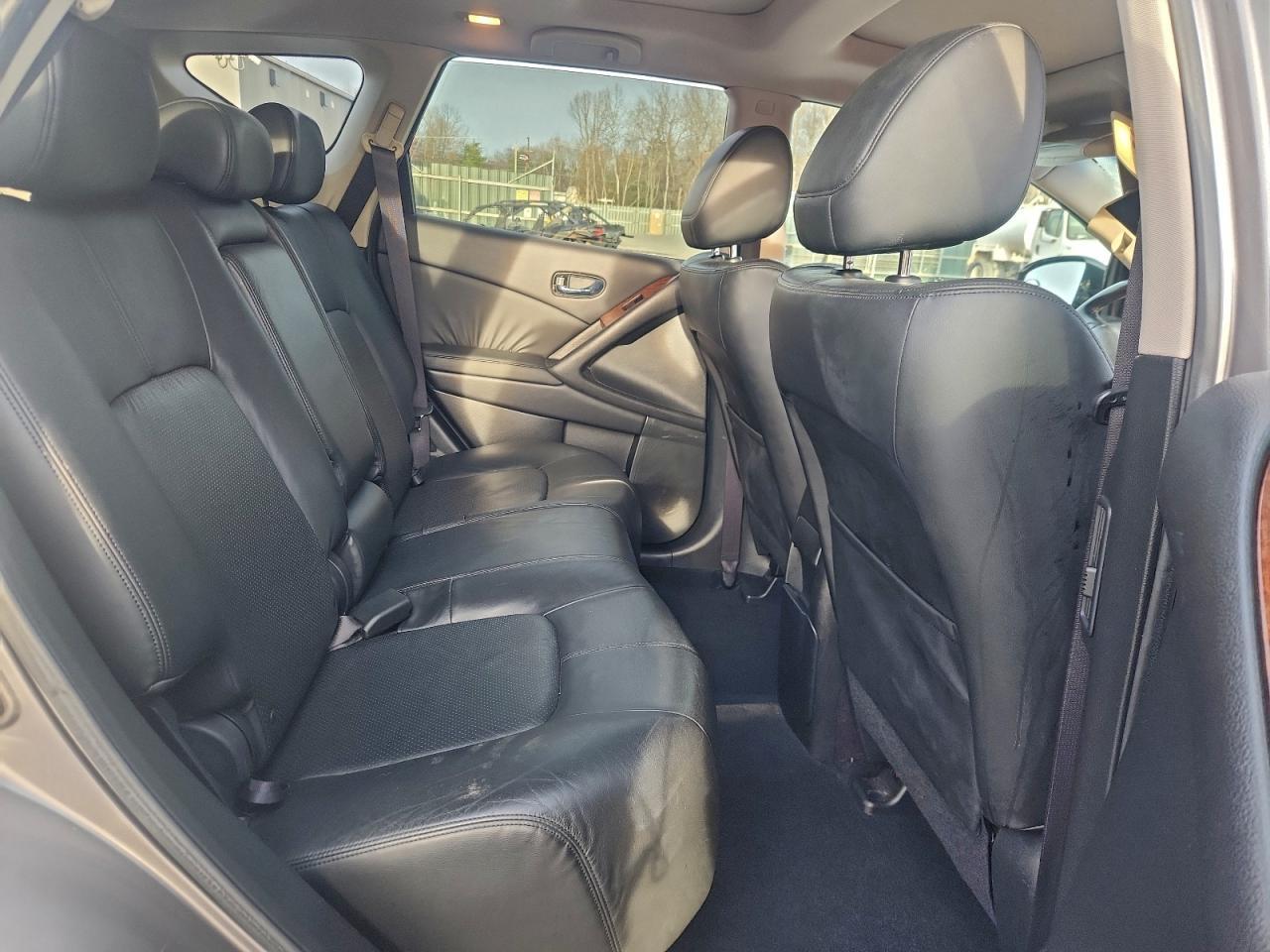 2010 NISSAN MURANO