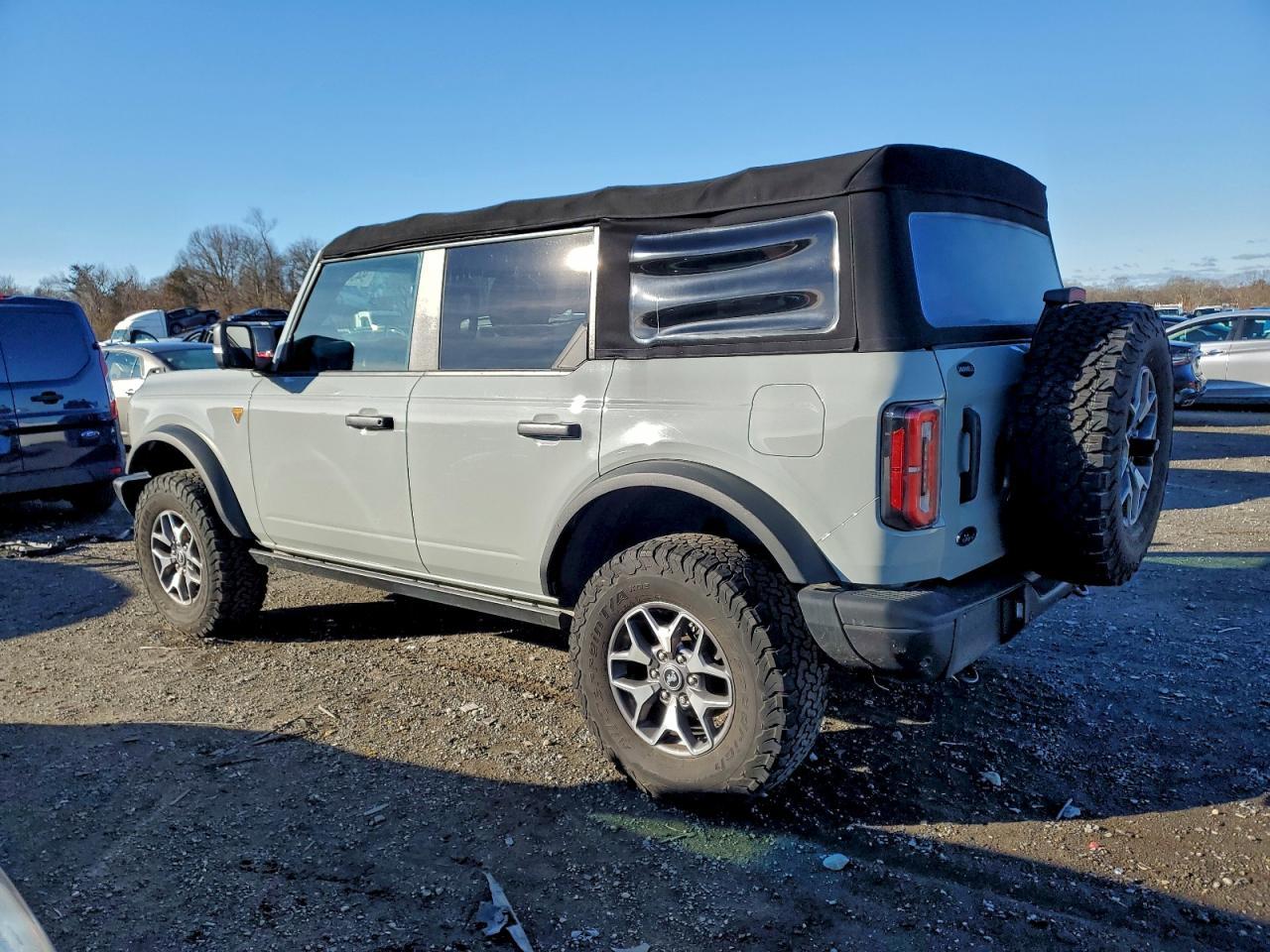 2022 FORD Bronco