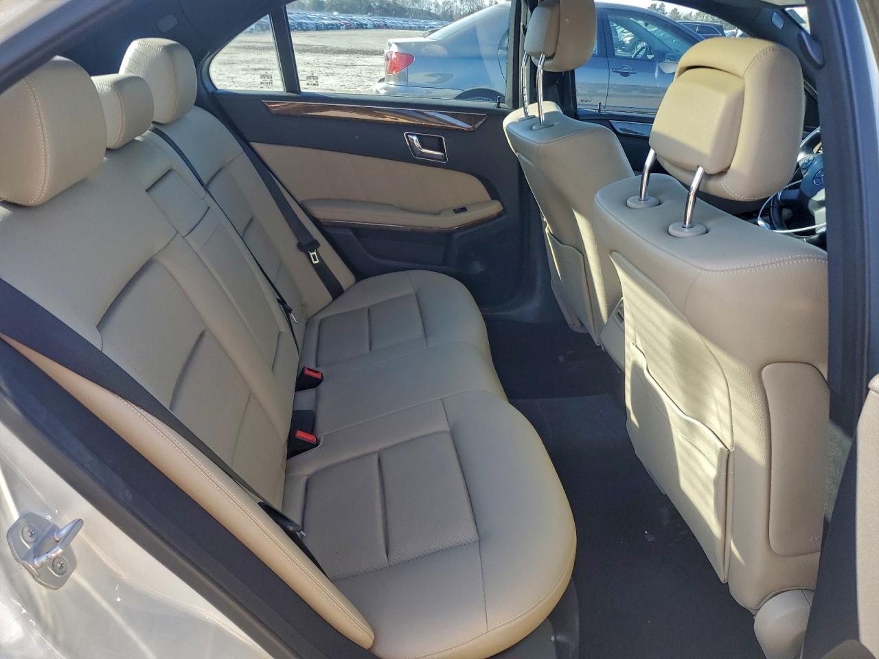 2010 MERCEDES-BENZ E-Class